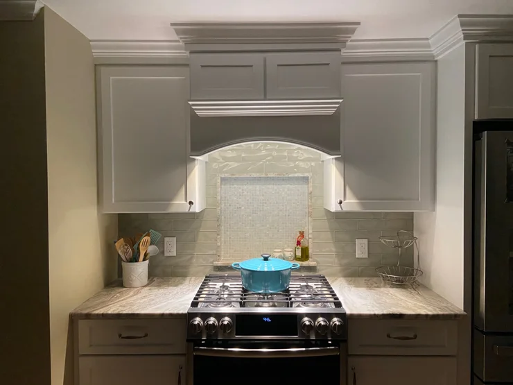 18 Potash · Range and backsplash